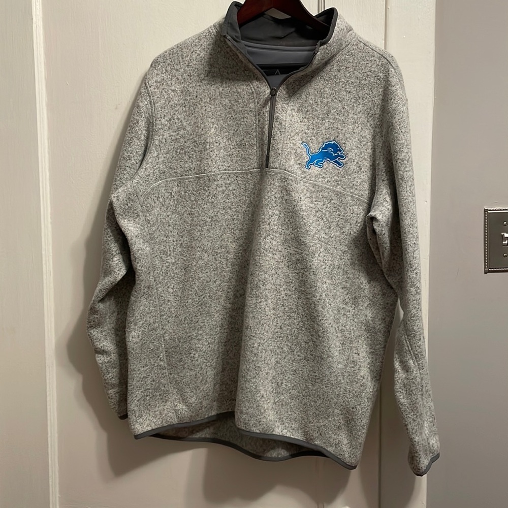 Detroit Lions 1/4 zip sweatshirt size XL